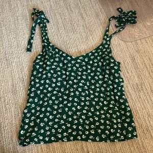 Cute floral tie Reformation top